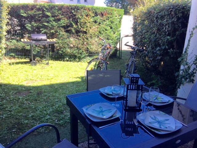 Les Goelands Piscine Et Jardin Apartment